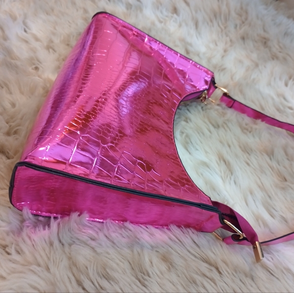 HOT PINK CROCODILE PURSE - Picture 6 of 10